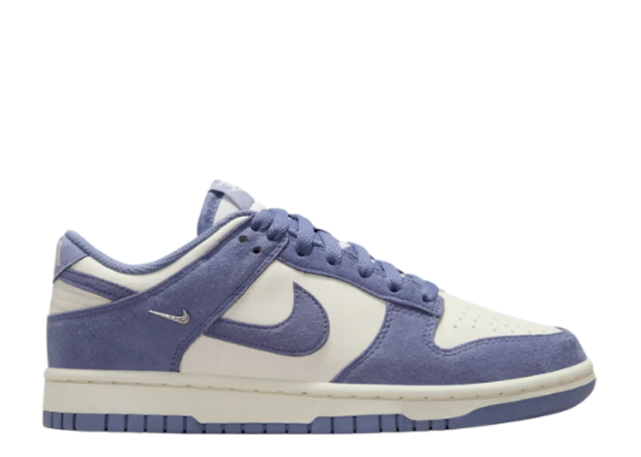 Nike Dunk Low Sail Metallic Silber World Indigo (Women's)