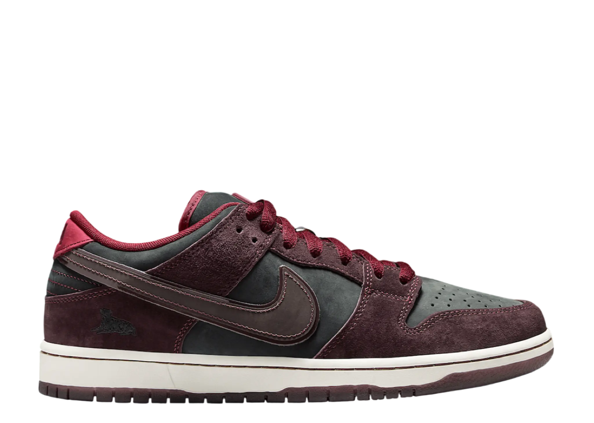 Nike SB Dunk Low Riot Skateshop