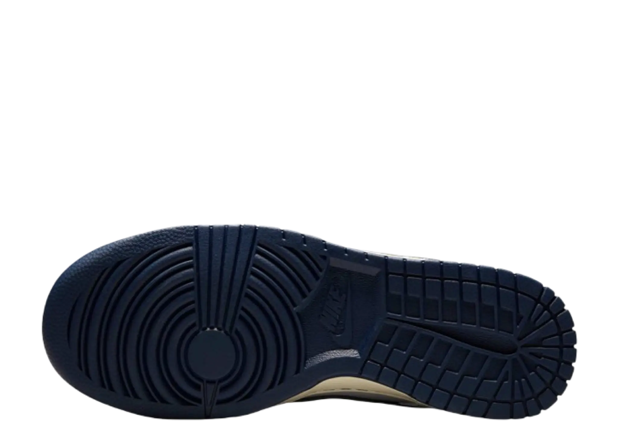 Nike Dunk Low New York Yankees - photo 4