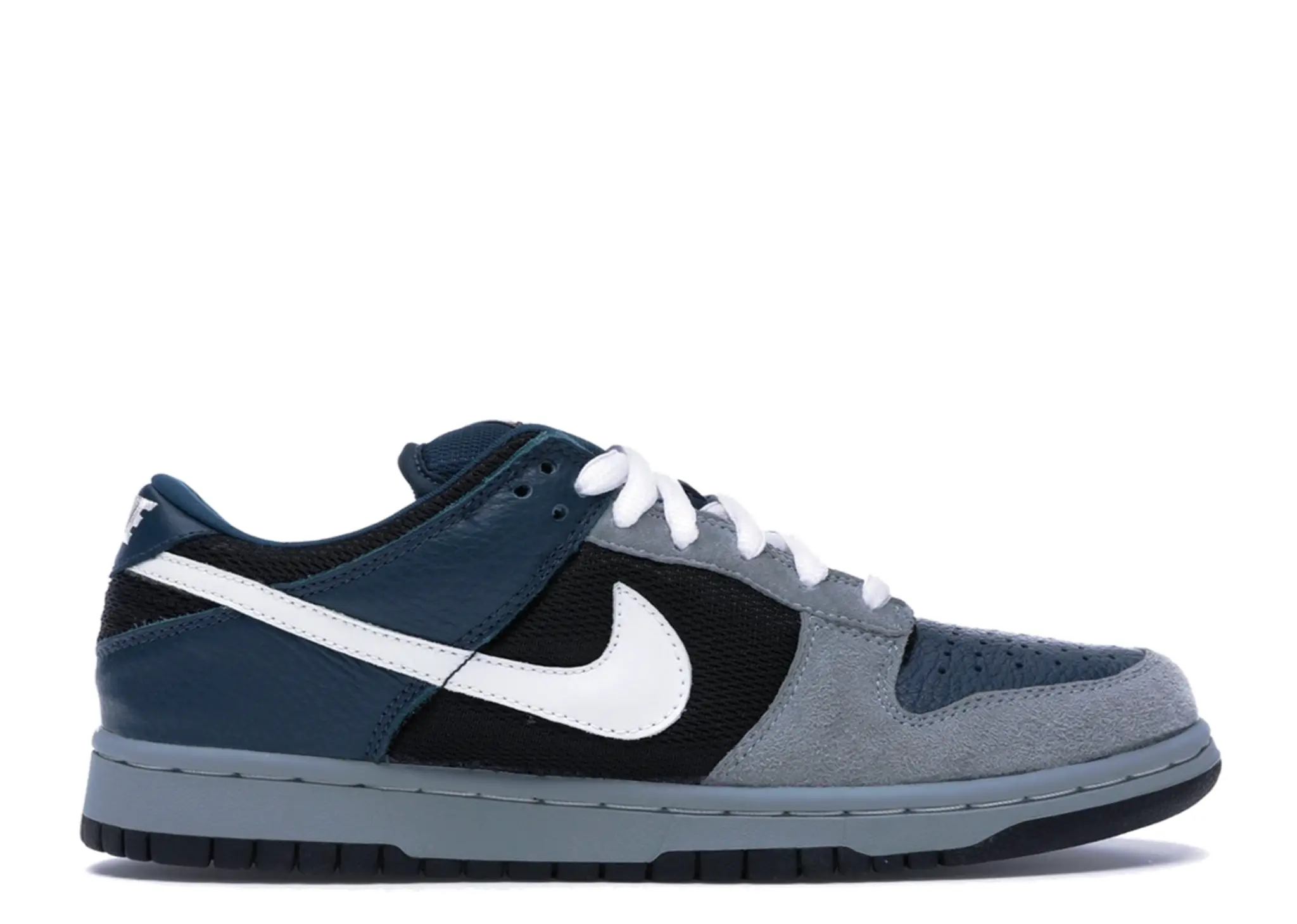 Nike Dunk Low Pro SB Futura