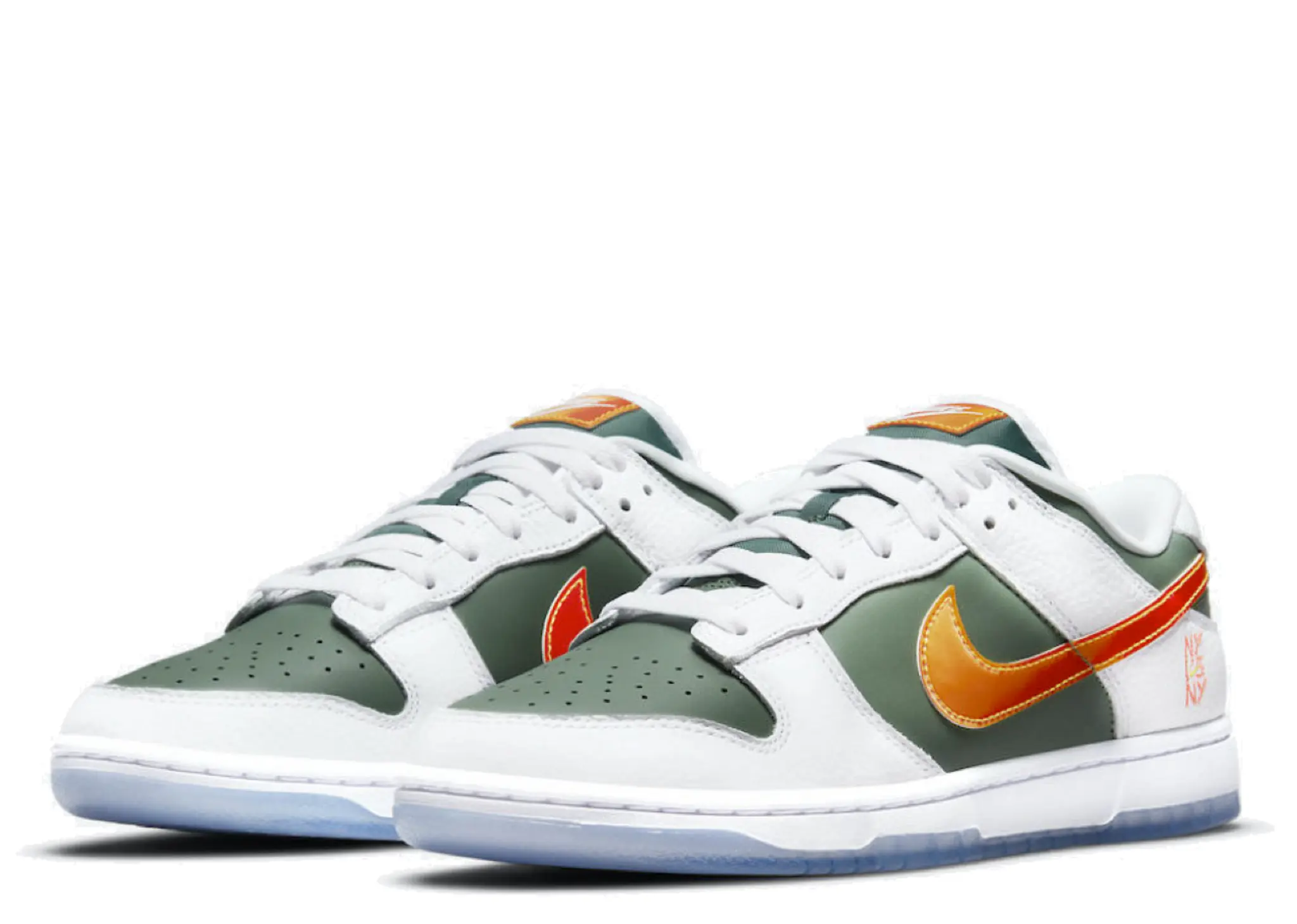 Nike Dunk Low SE NY vs. NY - photo 2