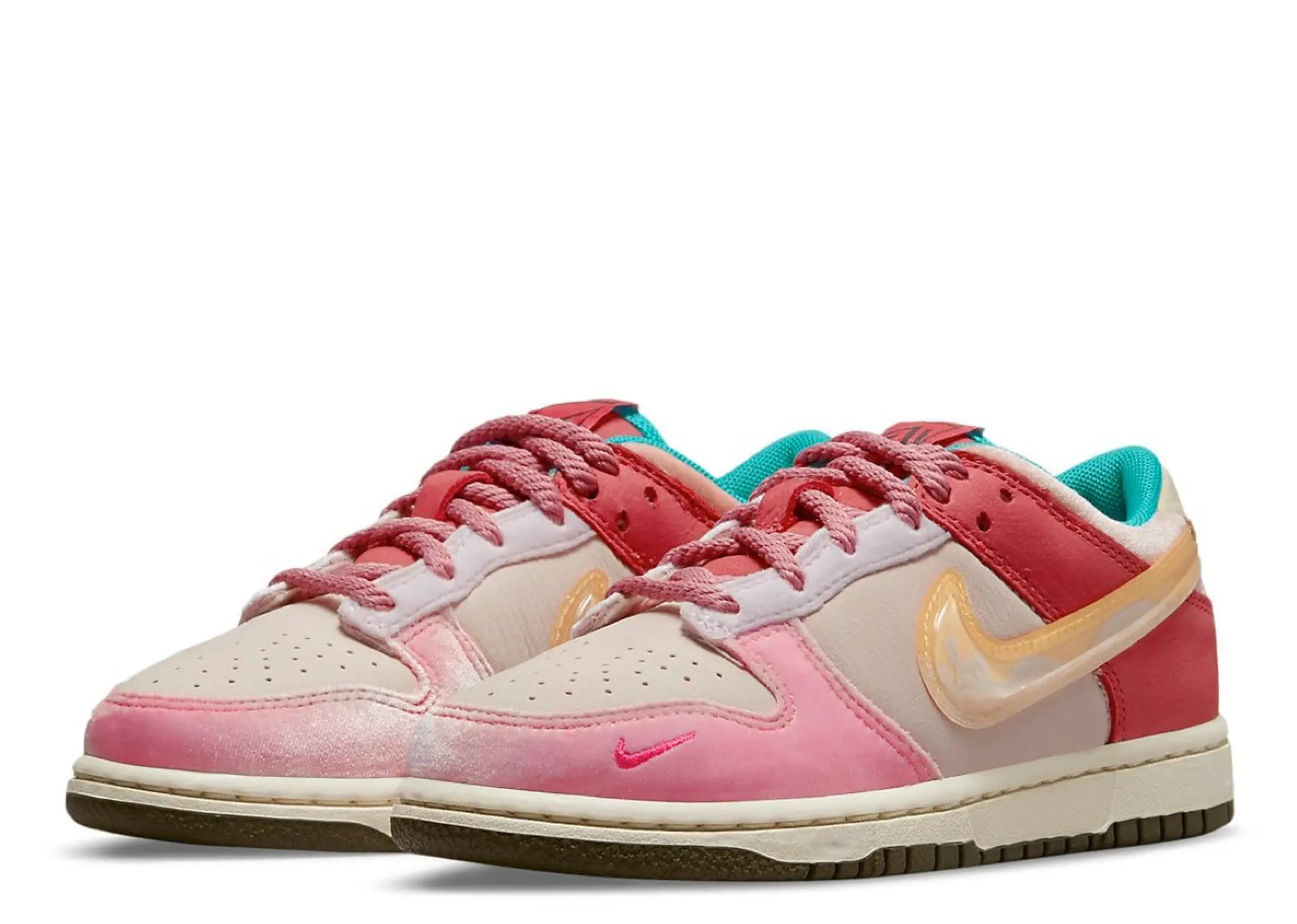 Nike Dunk Low Social Status Free Lunch Strawberry Milk (Pre-School) - photo 4