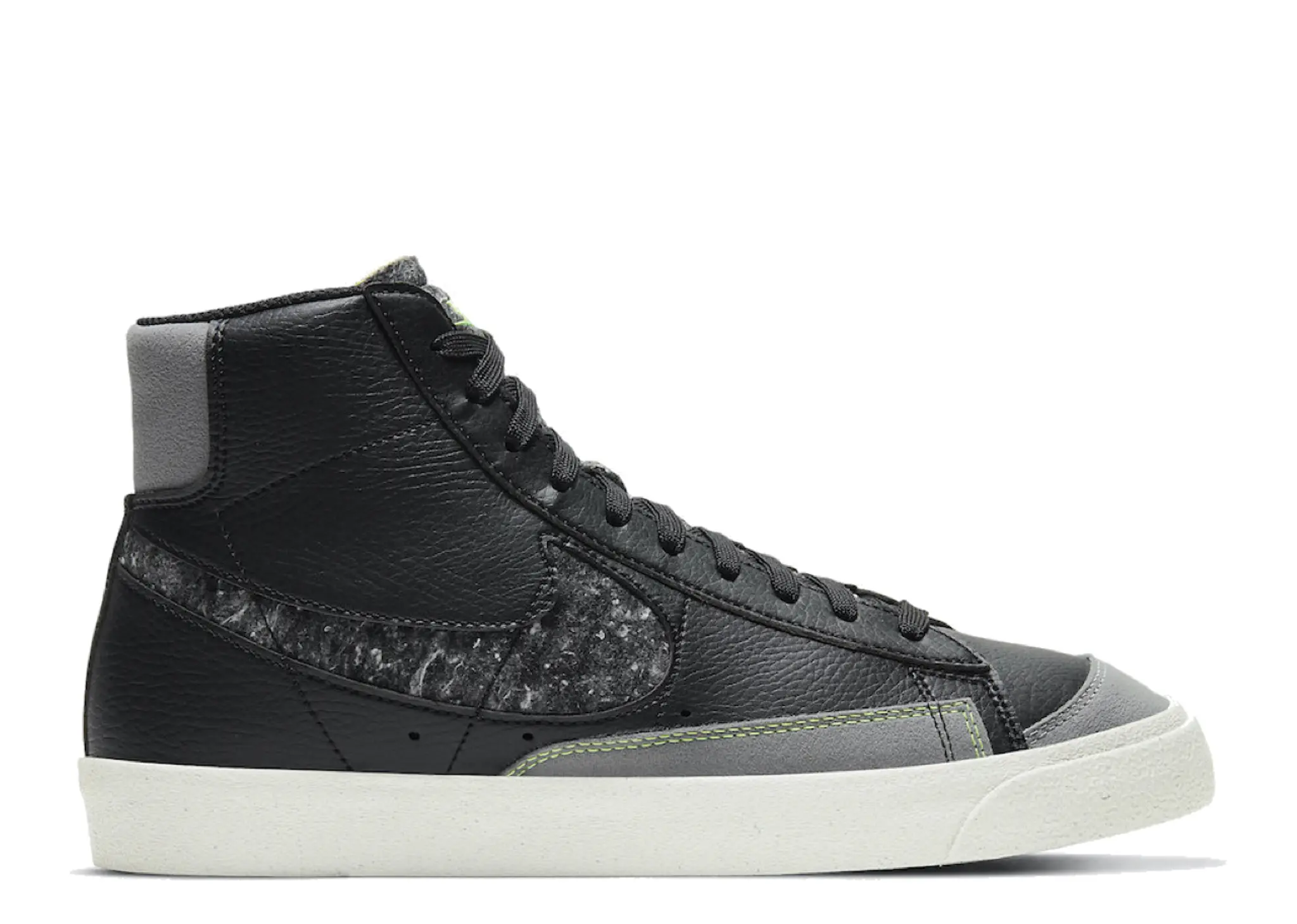 Nike Blazer Mid '77 Vintage Black Light Bone