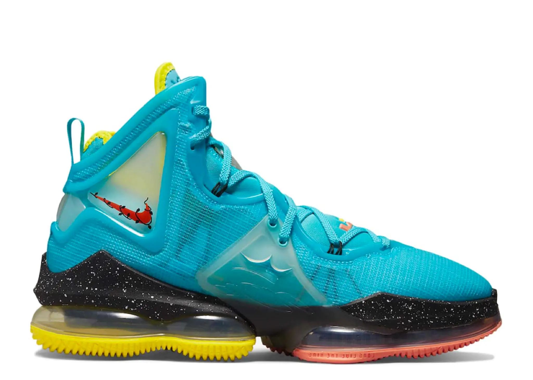 Nike Lebron 19 Christmas