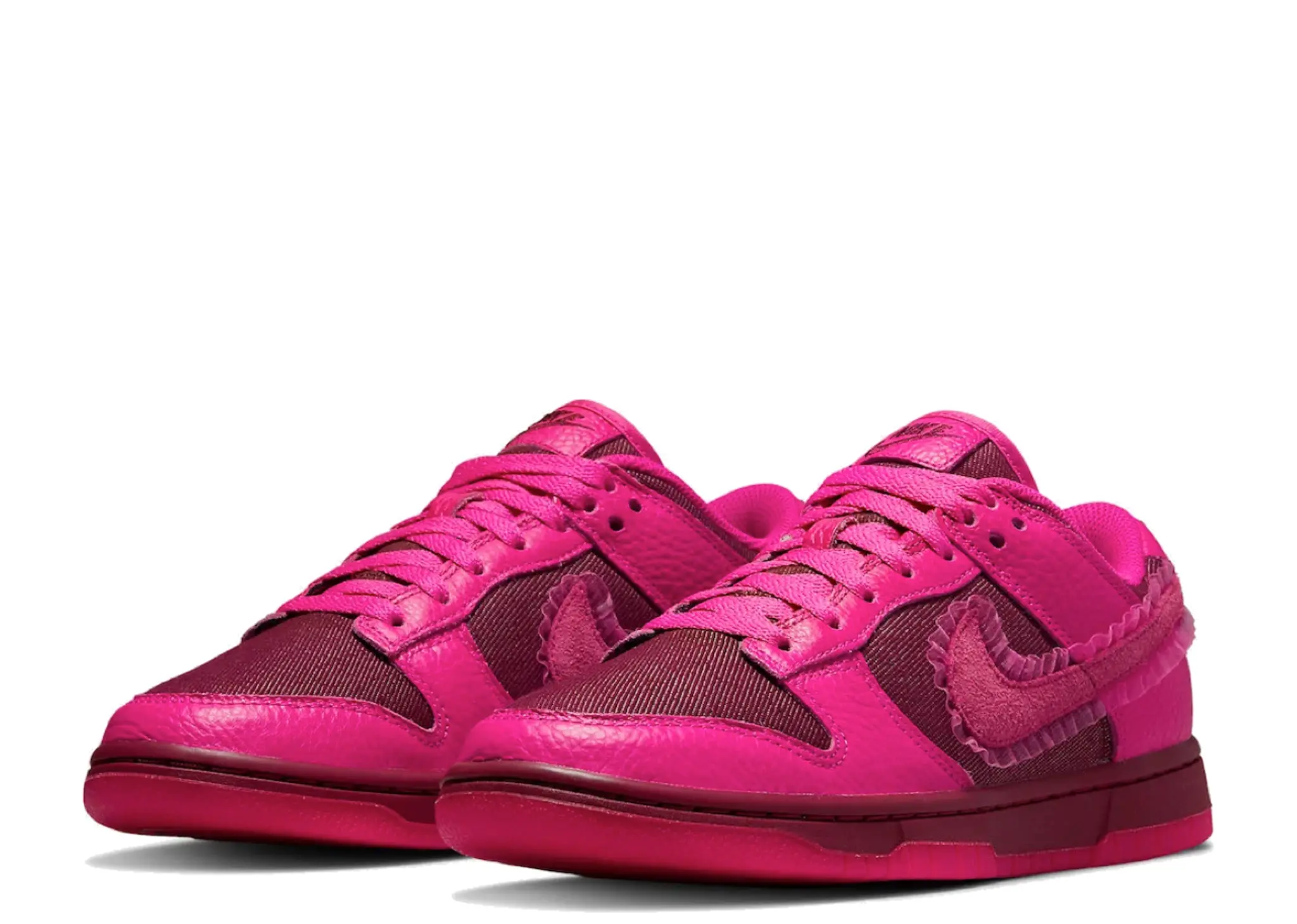 Nike Dunk Low Valentine's Day (2022) (Women's) - photo 2