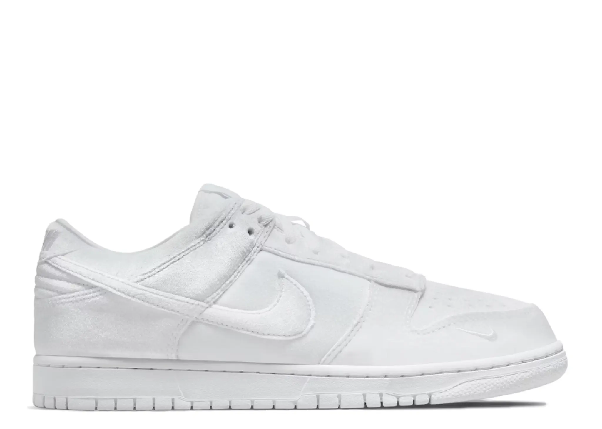 Nike Dunk Low Dover Street Market Triple White Velvet
