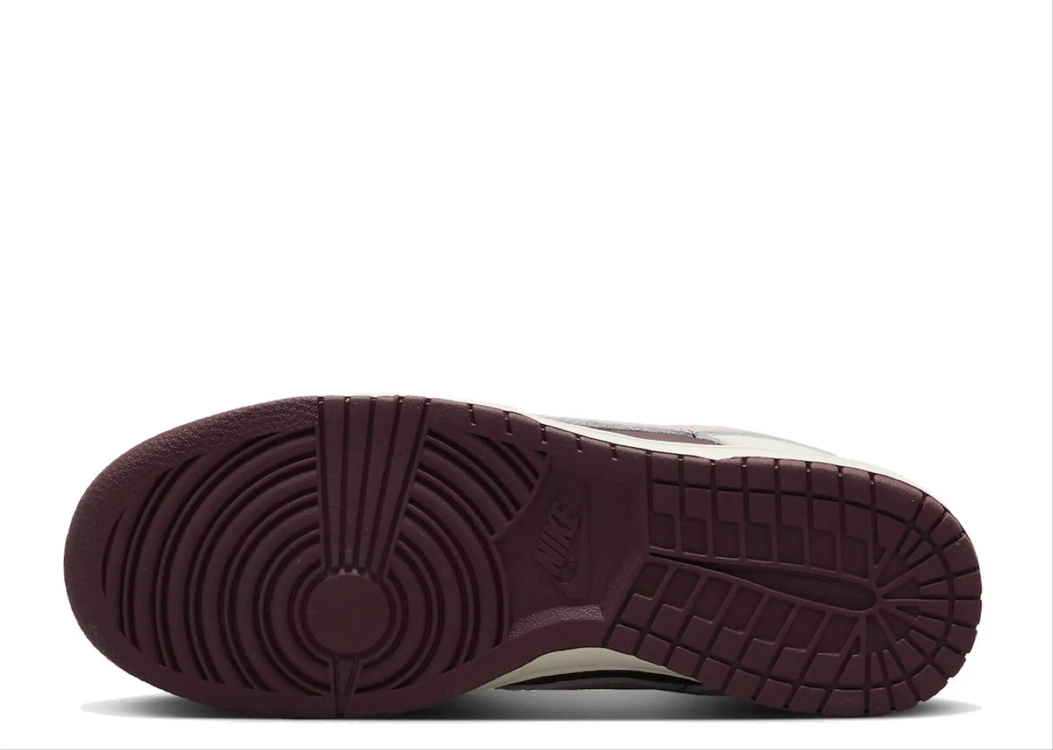 Nike Dunk Low Retro PRM Valentine's Day (2023) - photo 4