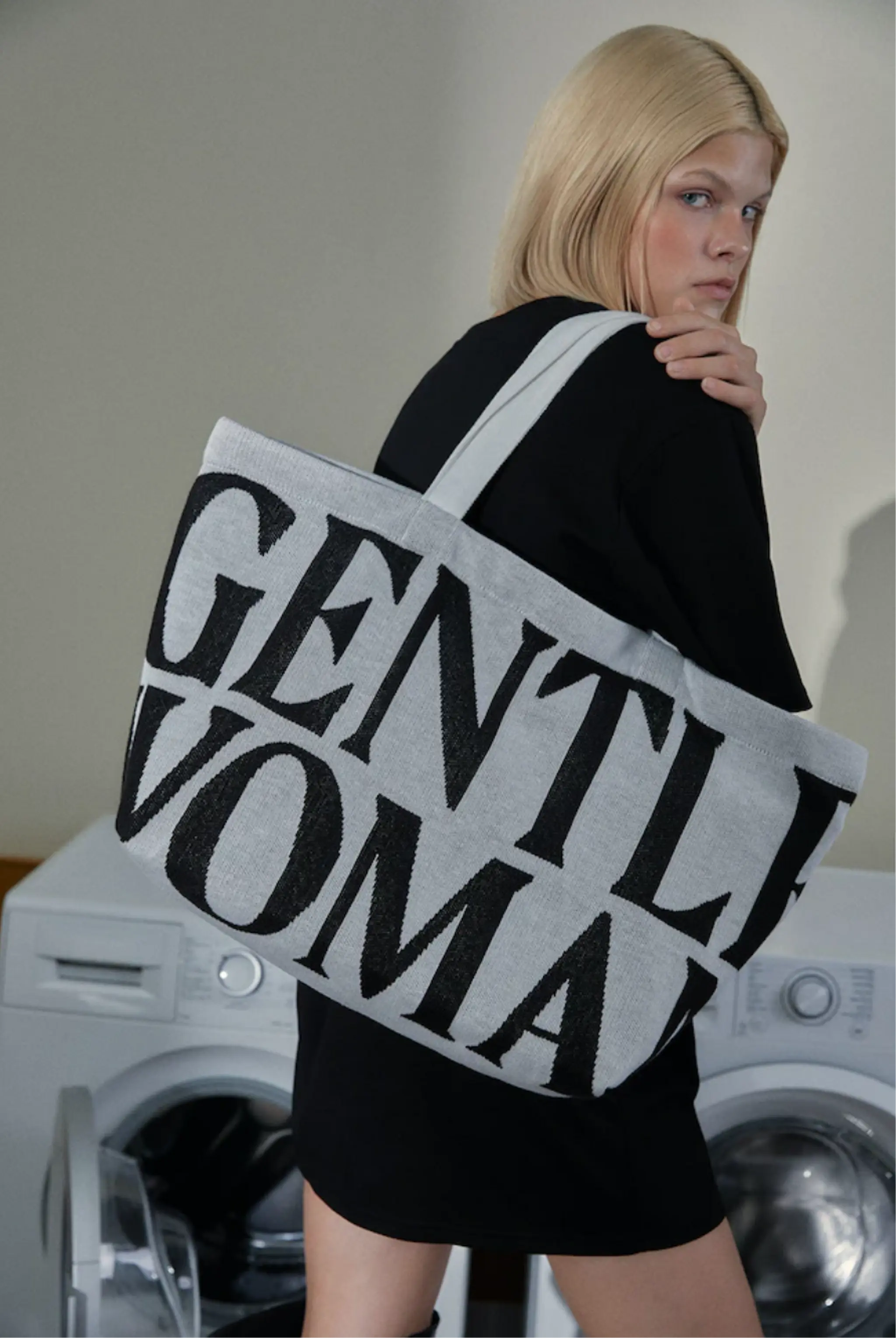 Gentlewoman Calming Winter Whispering Tote Bag - photo 3