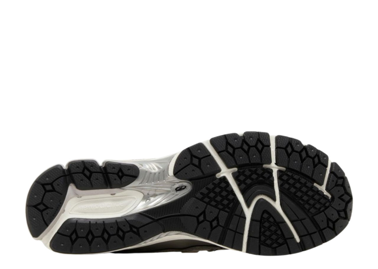 New Balance 1906R Silver Metallic Black - photo 4