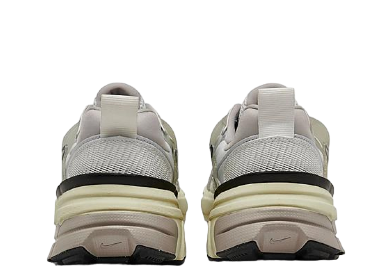 Nike V2K Run Pure Platinum Metallic Silver - photo 3