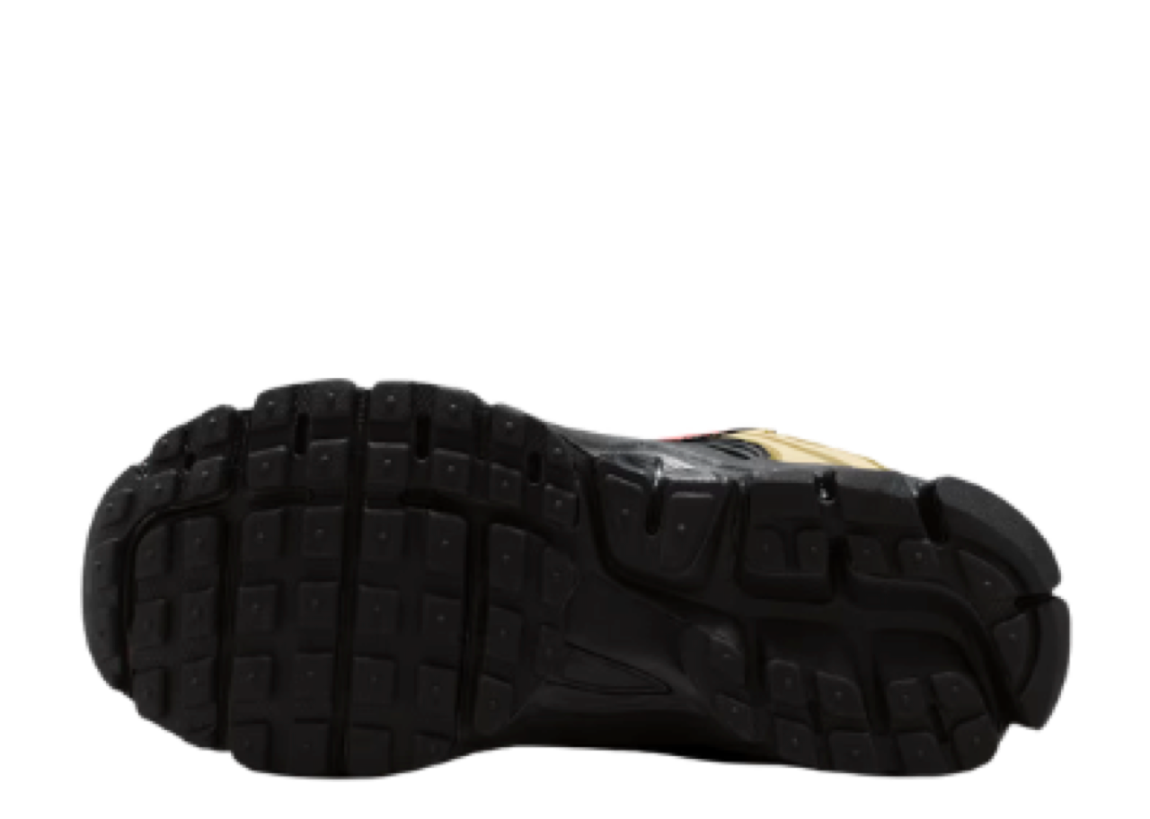 Nike Vomero 5 Black Olive Flak Red (Grade School) - photo 4