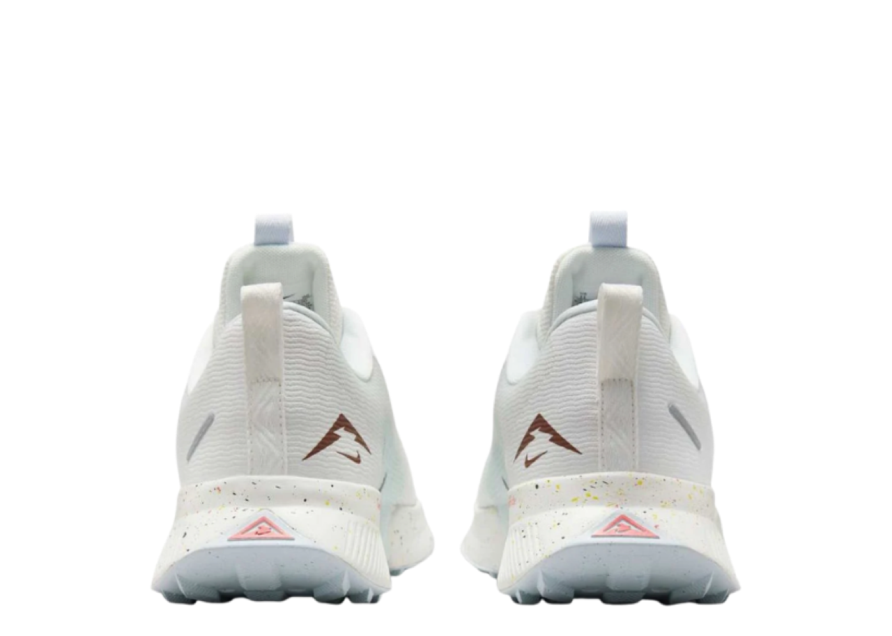 Nike Juniper Trail 3 Summit White Pure Platinum Magic Ember - photo 3