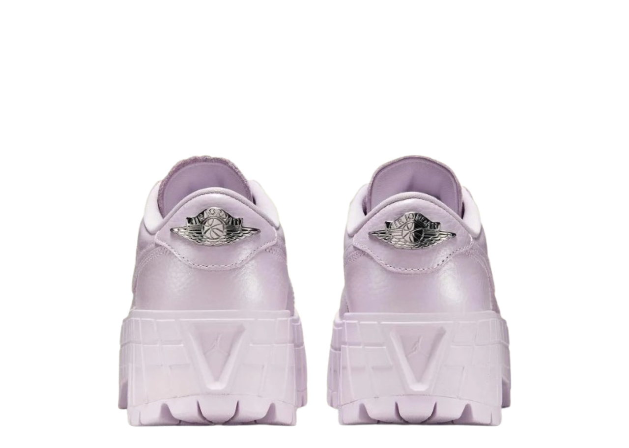 Air Jordan 1 Brooklyn Low Doll Metallic Silver (Women's) - photo 3