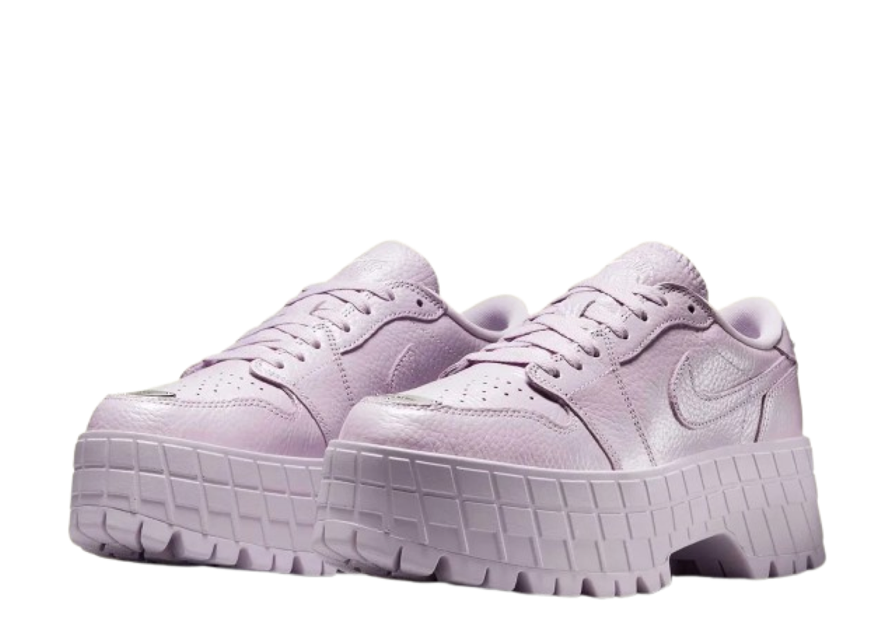 Air Jordan 1 Brooklyn Low Doll Metallic Silver (Women's) - photo 2