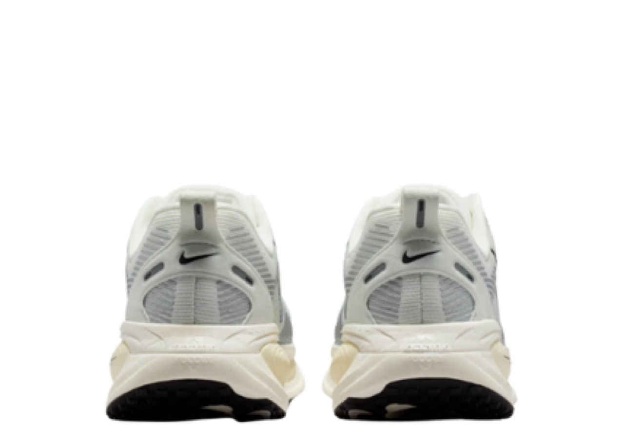 Nike Vomero 18 Summit White Coconut Milk (Women's) - photo 3