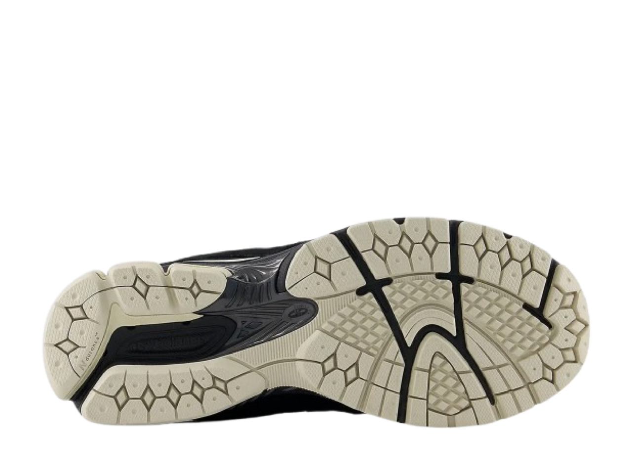 New Balance 2002R Black Timber Wolf White - photo 4