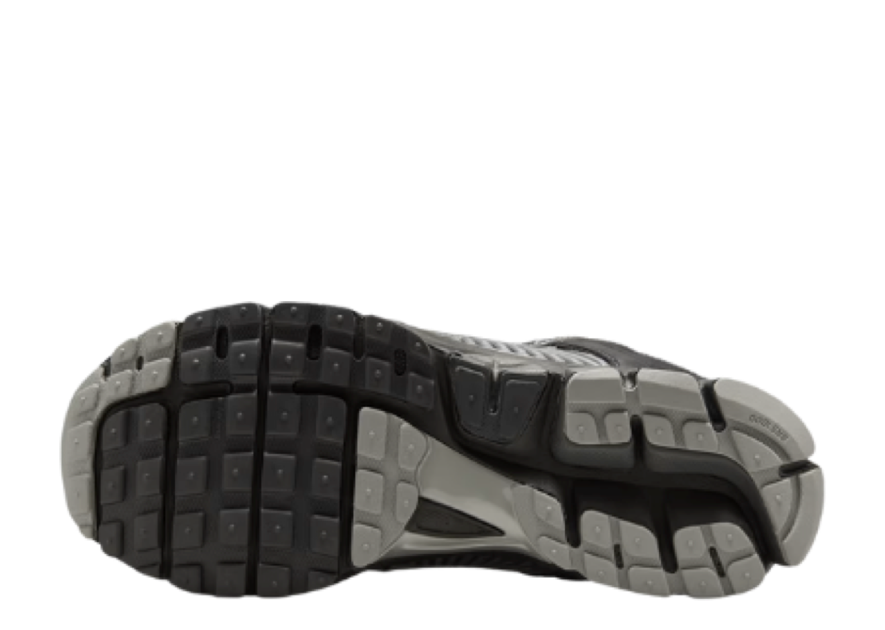 Nike Zoom Vomero 5 Anthracite Flat Silver - photo 4