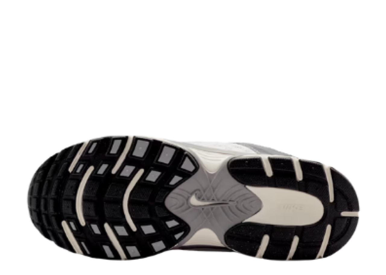 Nike V5 RNR Phantom Pencil Point (Grade School) - photo 4