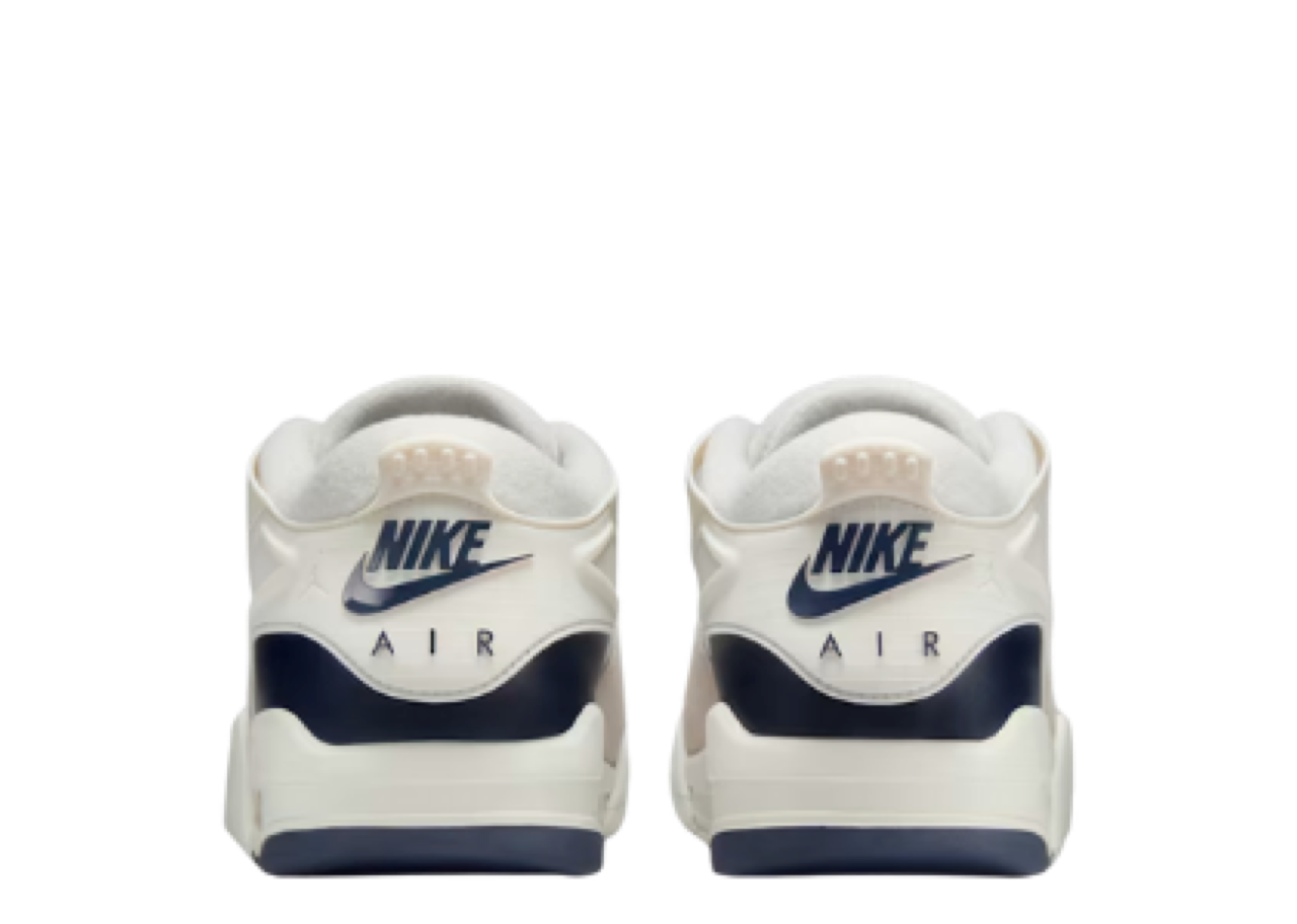Air Jordan 4 RM Sail Midnight Navy - photo 3