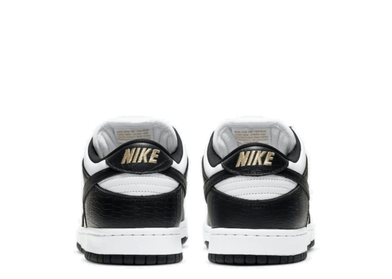Nike SB Dunk Low Supreme Black - photo 3