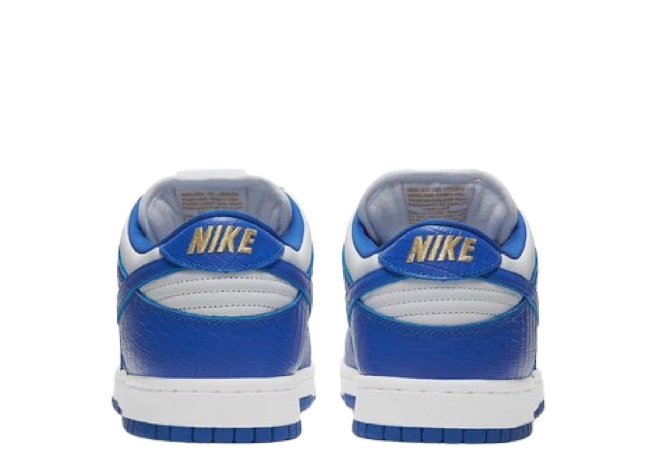 Nike SB Dunk Low Supreme Hyper Royal - photo 3