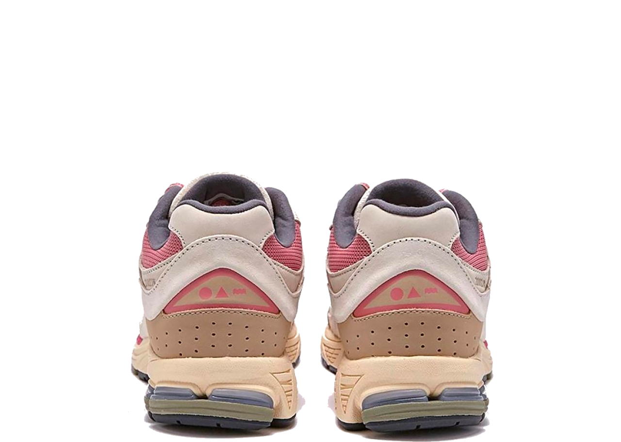 New Balance 2002R Hiking Pack Beige - photo 3