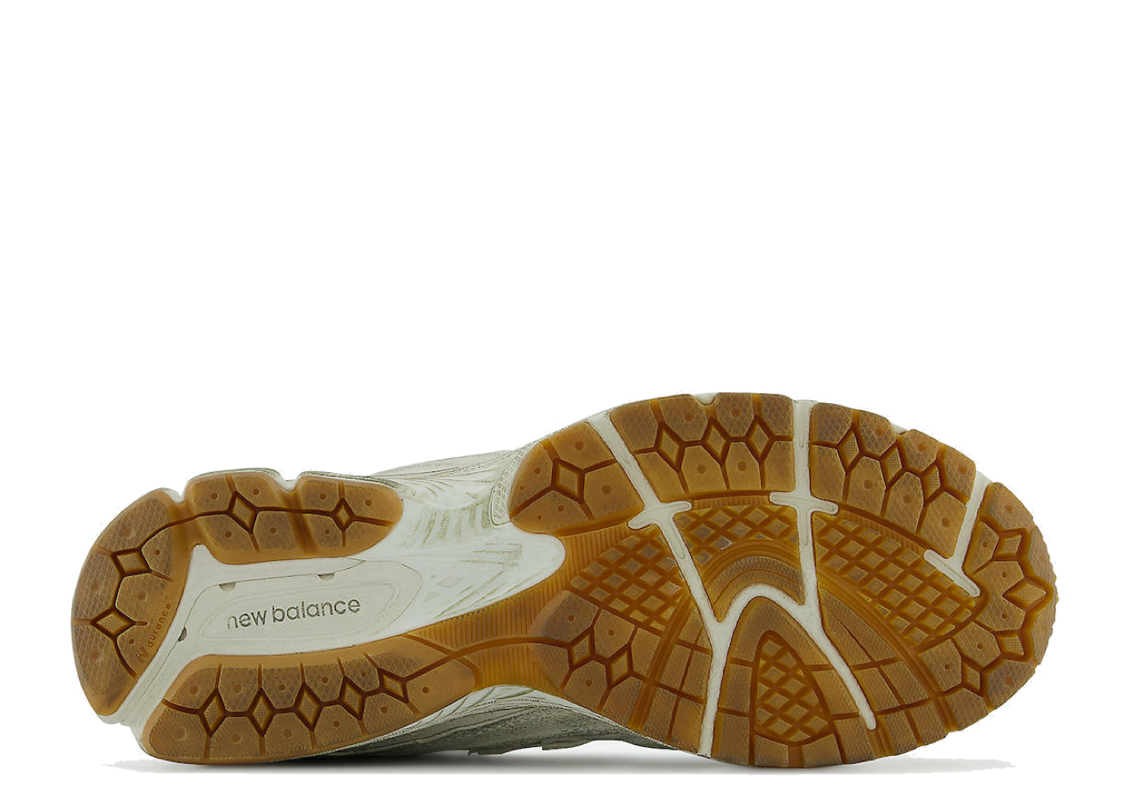New Balance 2002R Protection Pack Distressed - photo 4