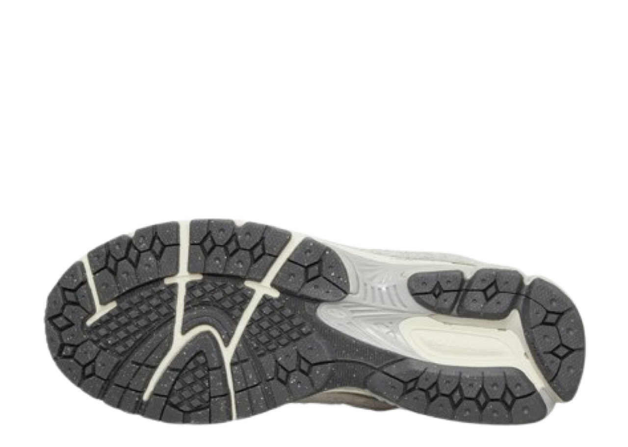 New Balance 2002R Rain Cloud - photo 4