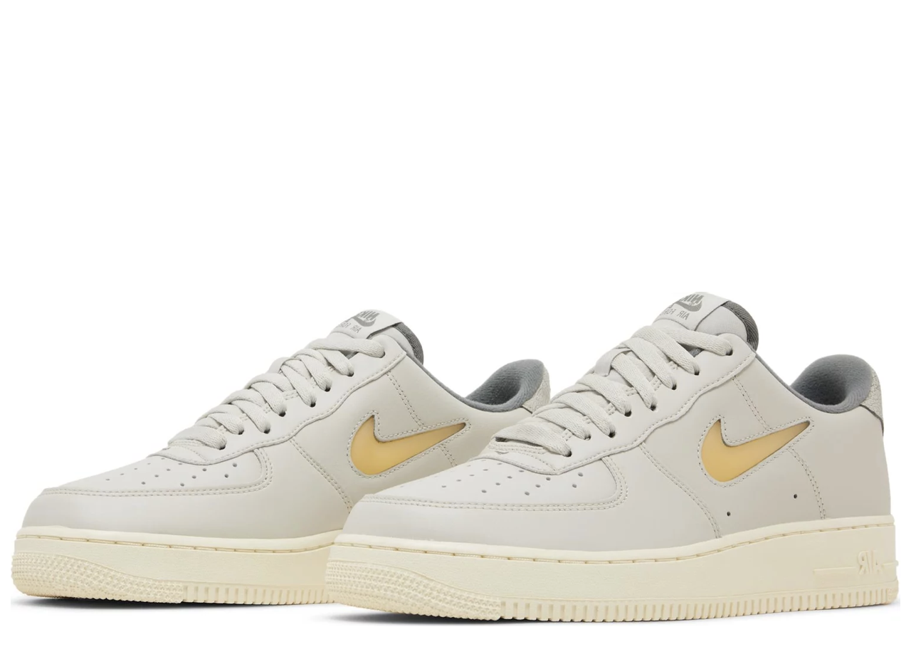 Nike Air Force 1 Low '07 Jewel Light Bone Coconut Milk - photo 2