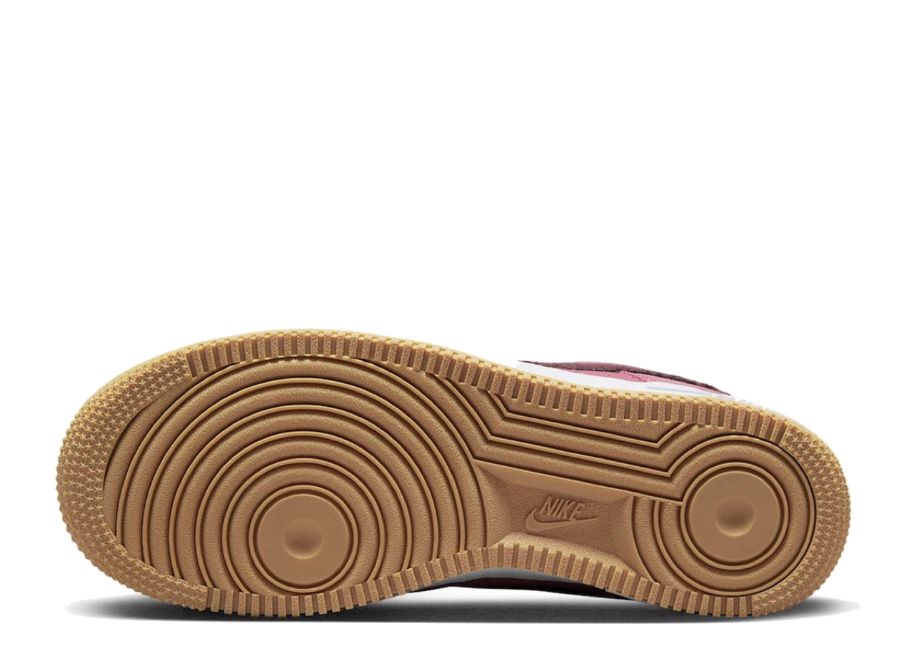 Nike Air Force 1 Low '07 SE Desert Berry Gum Fleece (Women's) - photo 4