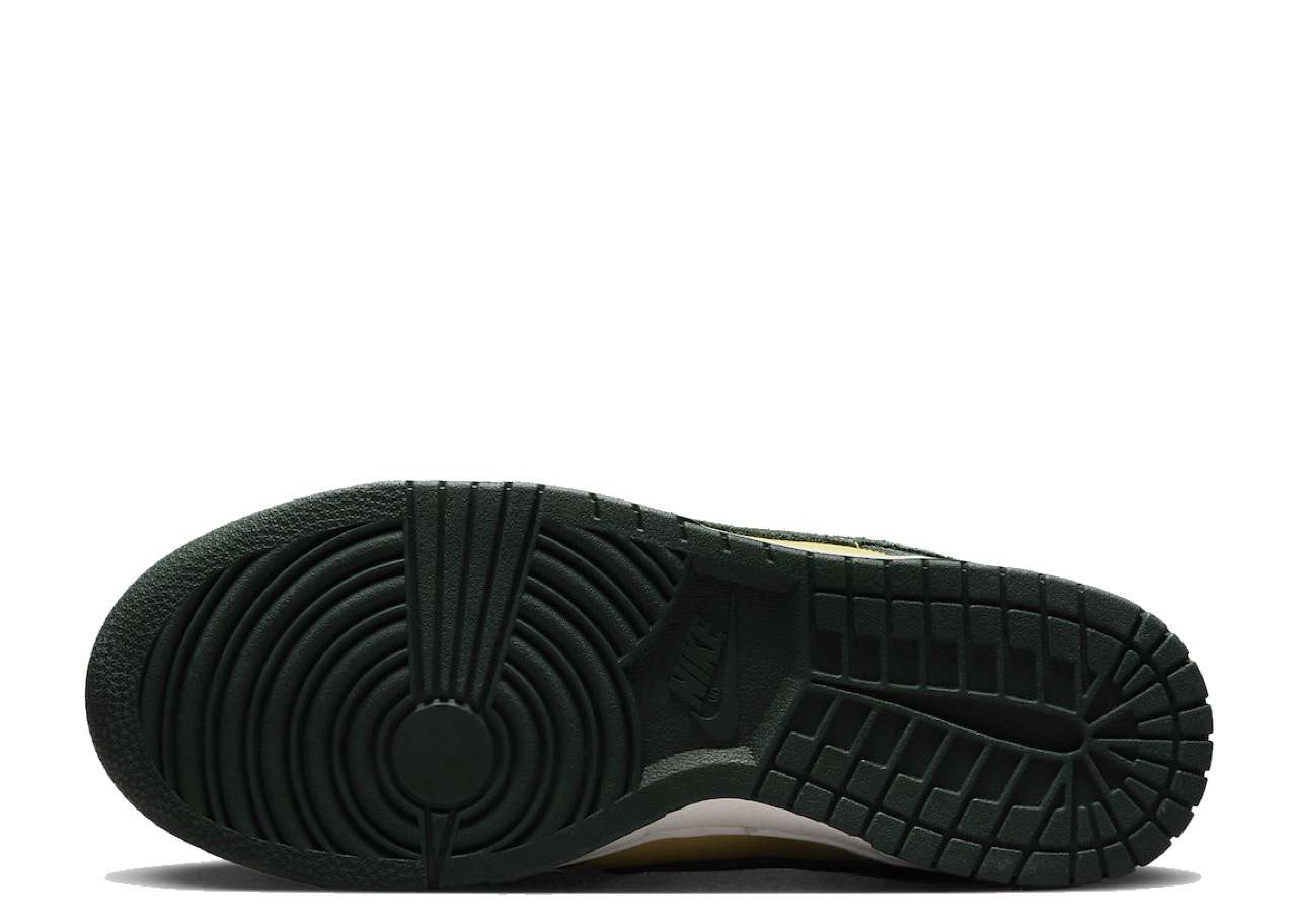 Nike Dunk Low SE Noble Green (Women's) - photo 4