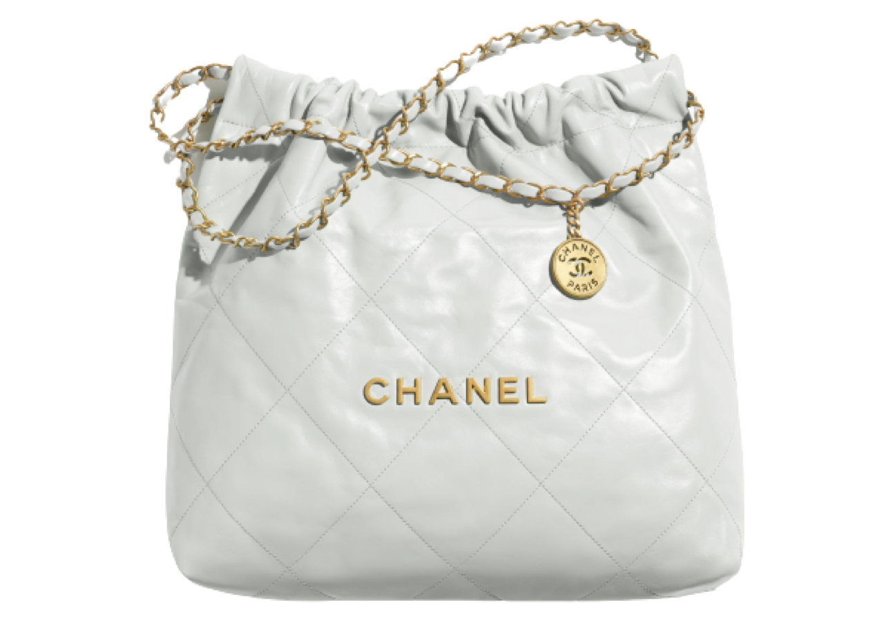Chanel 22 Handbags