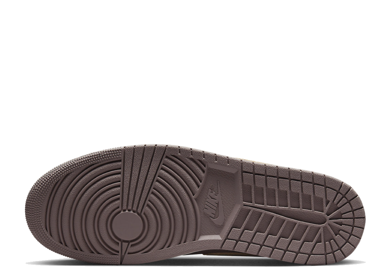 Air Jordan 1 Low SE Craft Taupe Haze (Grade School) - photo 4