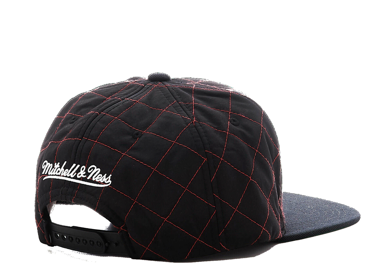 Mitchell & Ness Quilted Taslan HWC Philadelphia 76Ers Snapback Cap (M) - photo 2