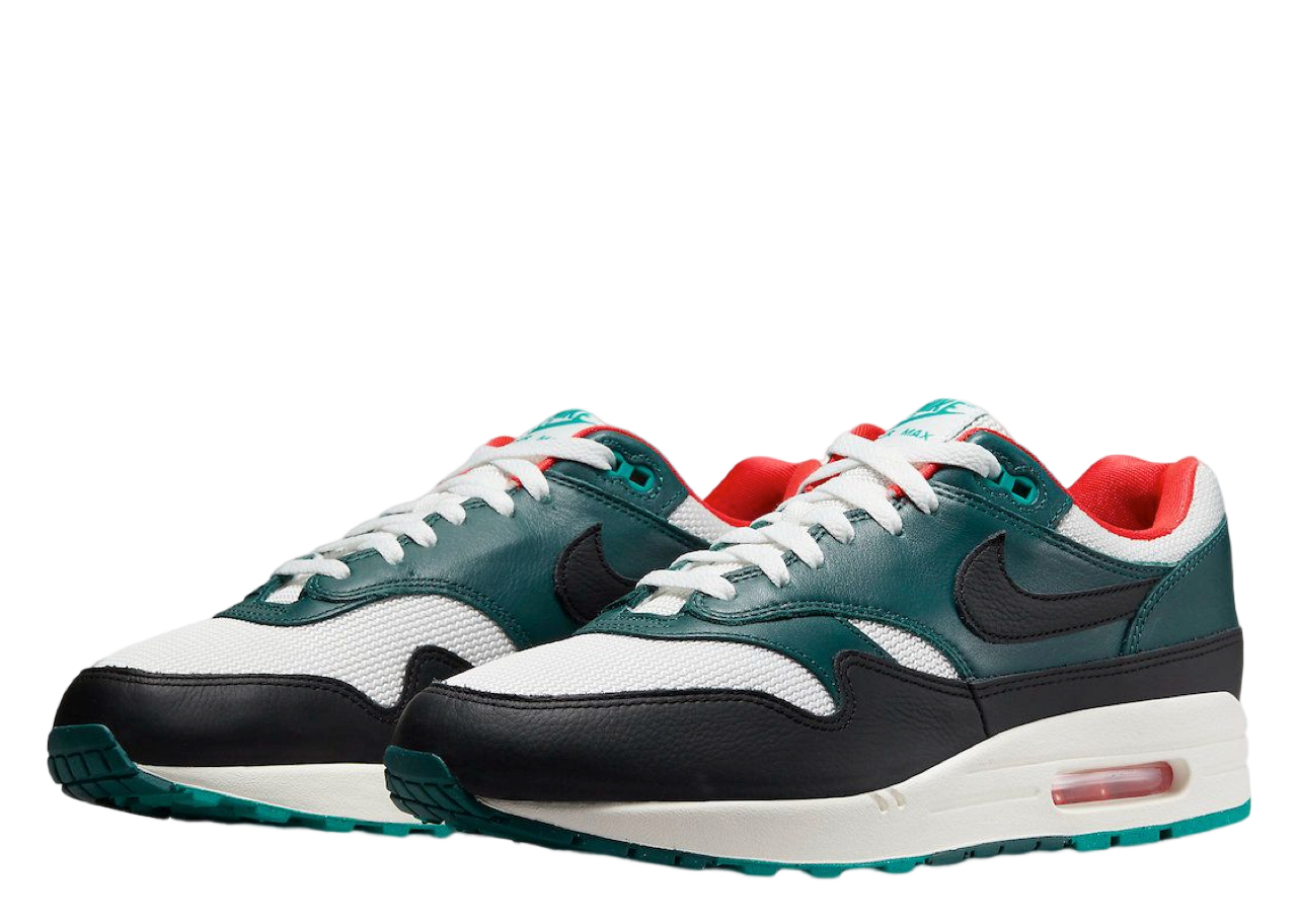 Nike Air Max 1 LeBron James Liverpool F.C. - photo 2