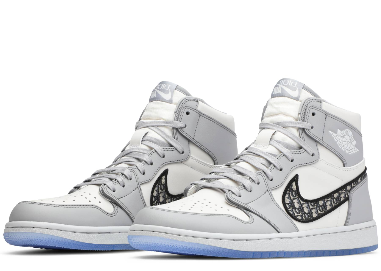 Air Jordan 1 Retro High Dior - photo 2