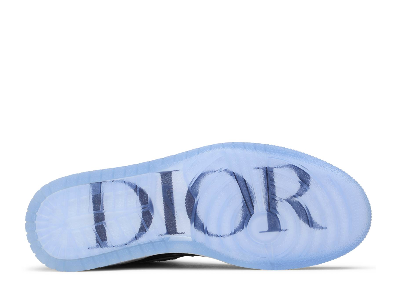 Air Jordan 1 Retro High Dior - photo 4