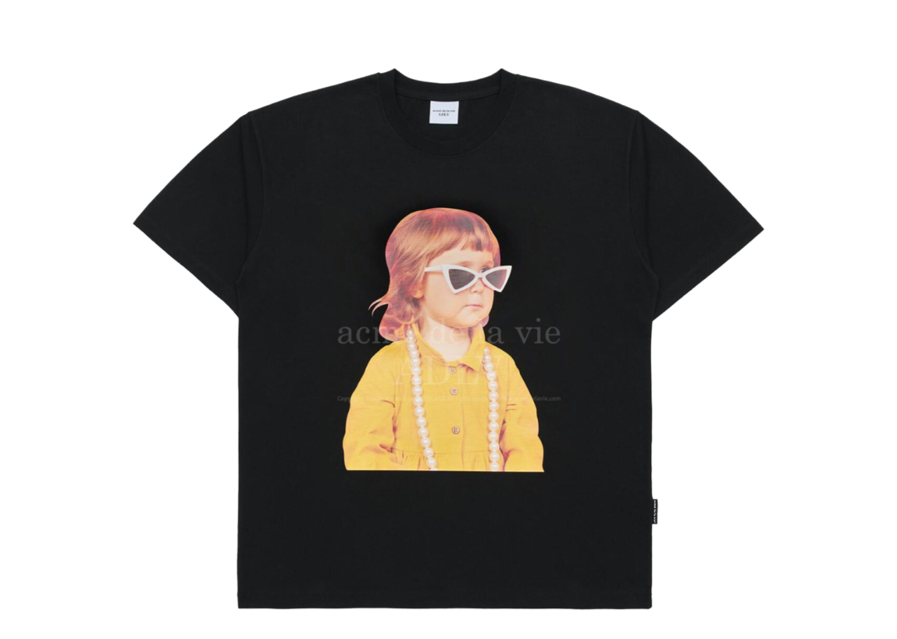 ADLV Baby Face Yellow Shirt Short Sleeve T-Shirt Black