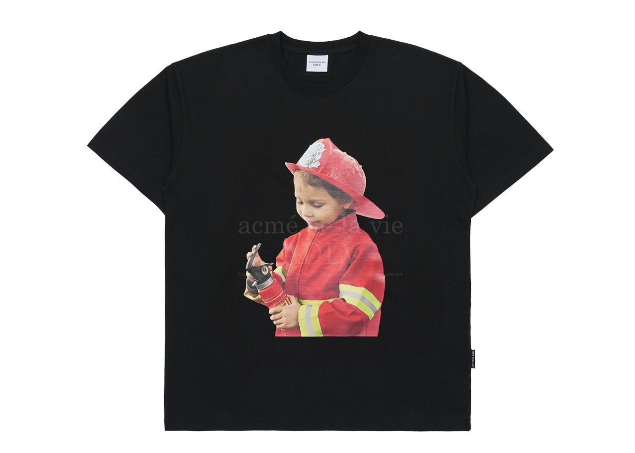 Acme De La Vie Baby Face Firefighter Boy Short Sleeve T-Shirt Black
