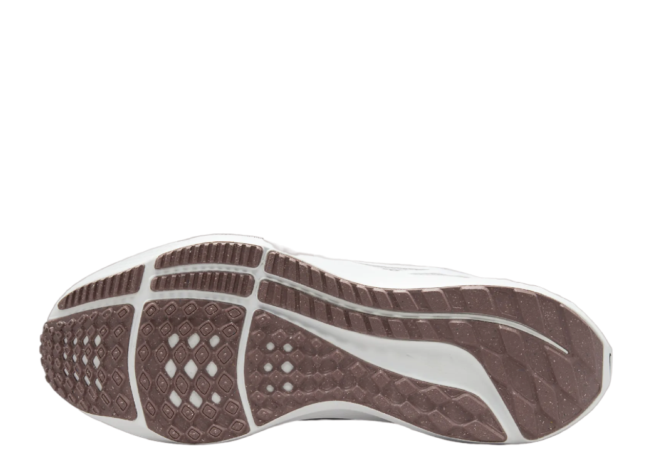 Nike Pegasus 40 Platinum Violet Saturn Gold (Women's) - photo 4