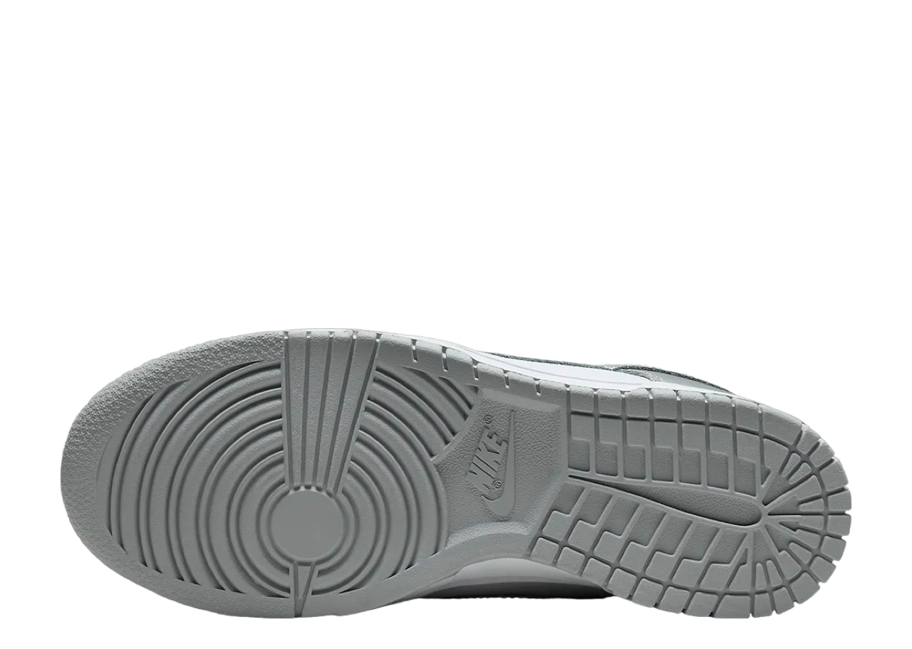 Nike Dunk Low Metallic Silver (Women's) - photo 4
