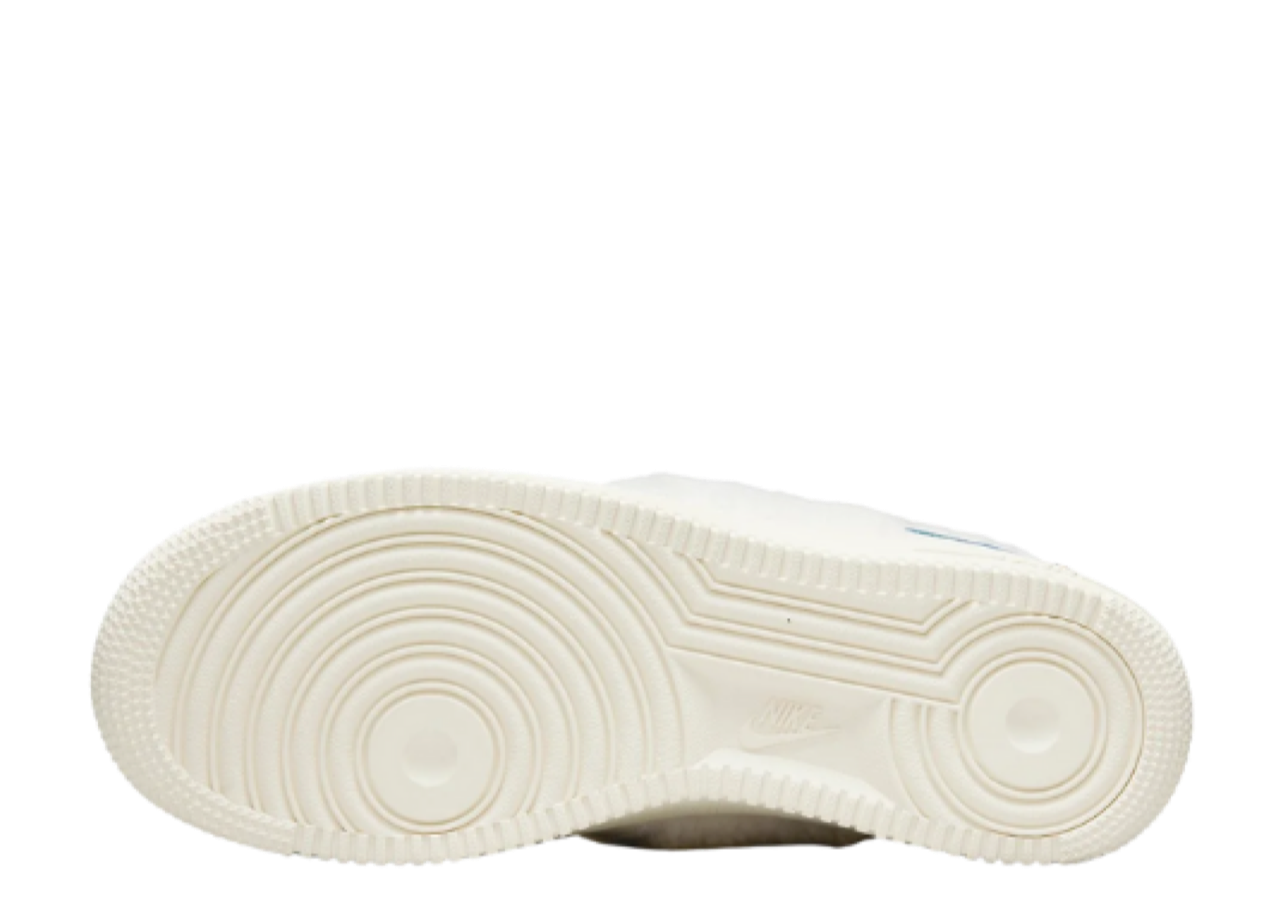 Nike Air Force 1 Low '07 Sherpa Fleece (Women's) - photo 4