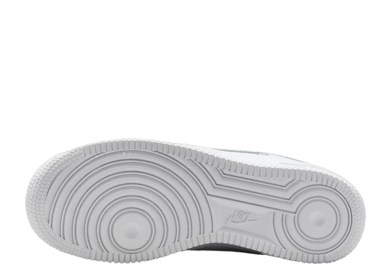 Nike Air Force 1 LE Triple White (Grade School) - photo 4