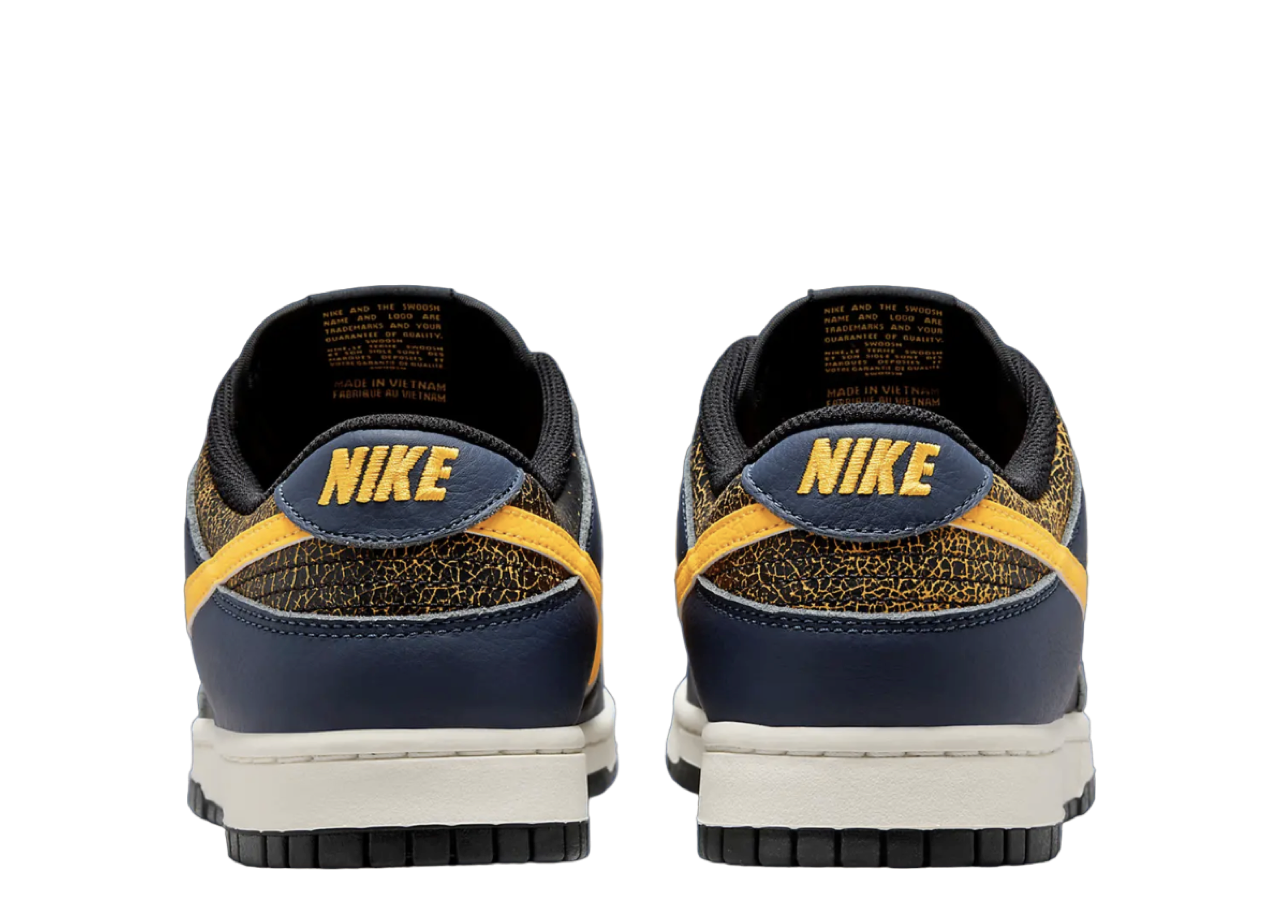 Nike Dunk Low Vintage Michigan - photo 3